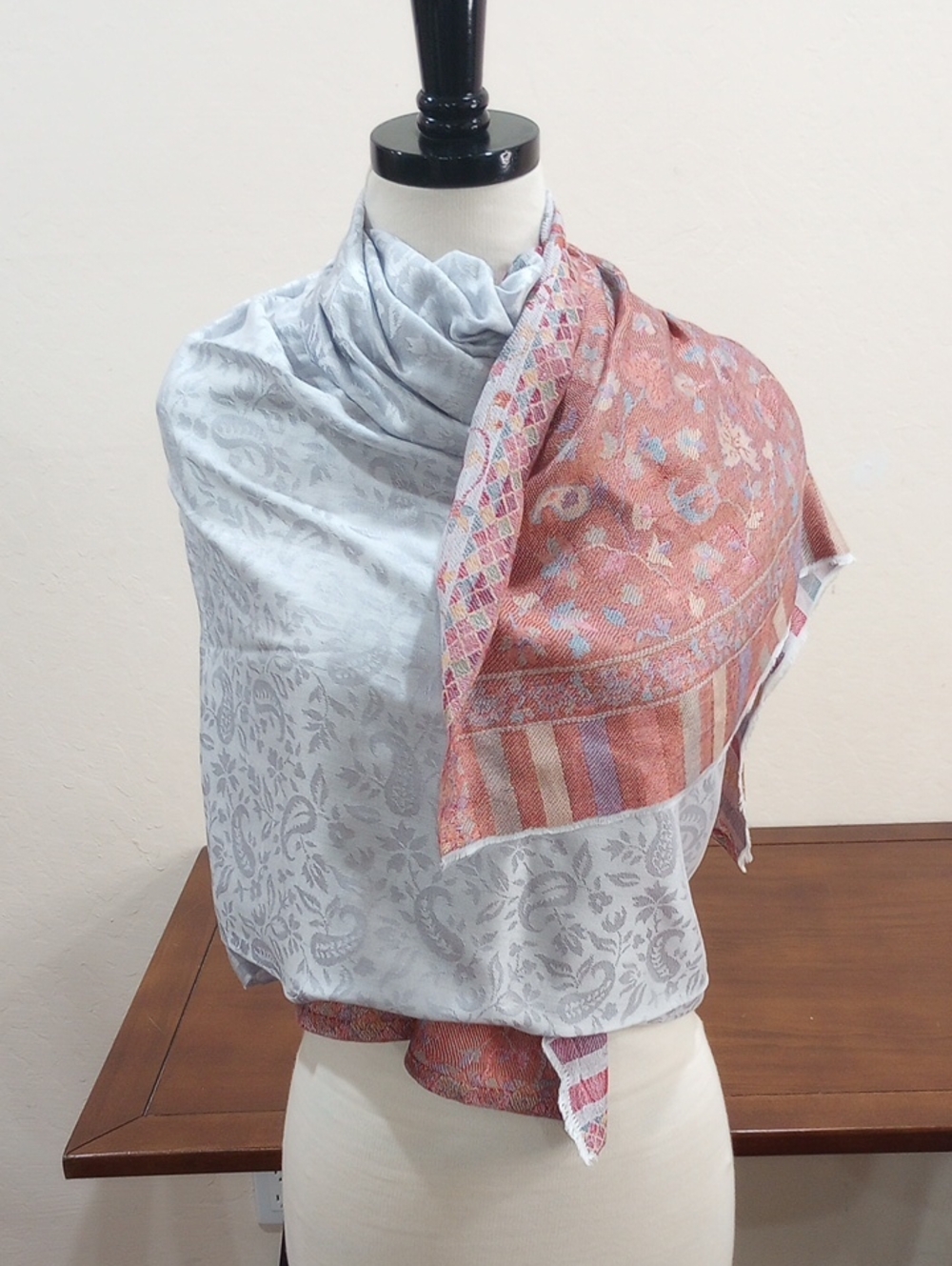 Pashmina Reversible Floral Print Scarf With Fringe Trim - 76" x 28" - NWOT!